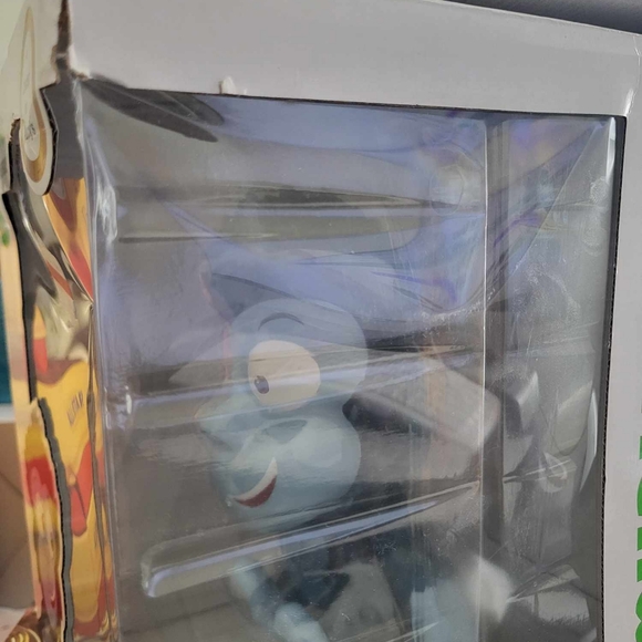 New VeeFriends Cartoon Gratitude Gorilla Collectible Figurine - Picture 4 of 4